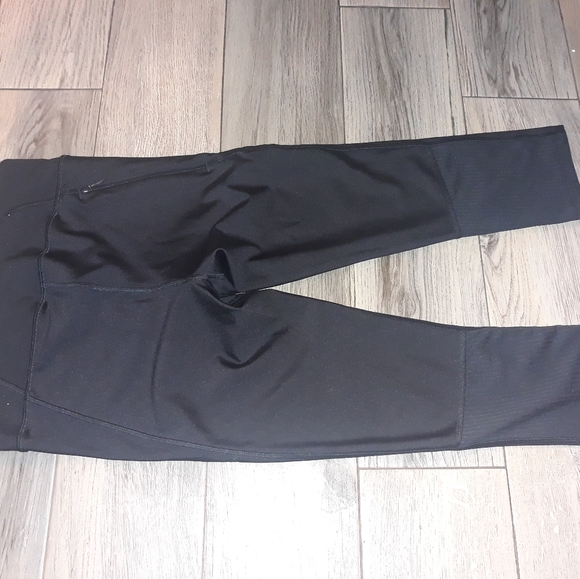 Under Armour Compression HeatGear - Picture 2 of 4